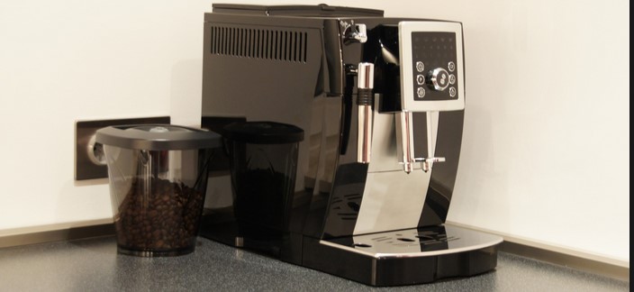 Delonghi ECAM 23 210 Blk espressor automat