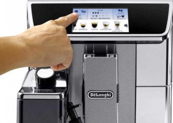 DeLonghi PrimaDonna Elite Experience aparat de cafea